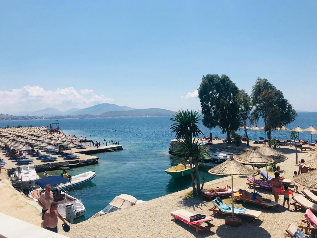 Villa 151 Sarandë Exteriér fotografie